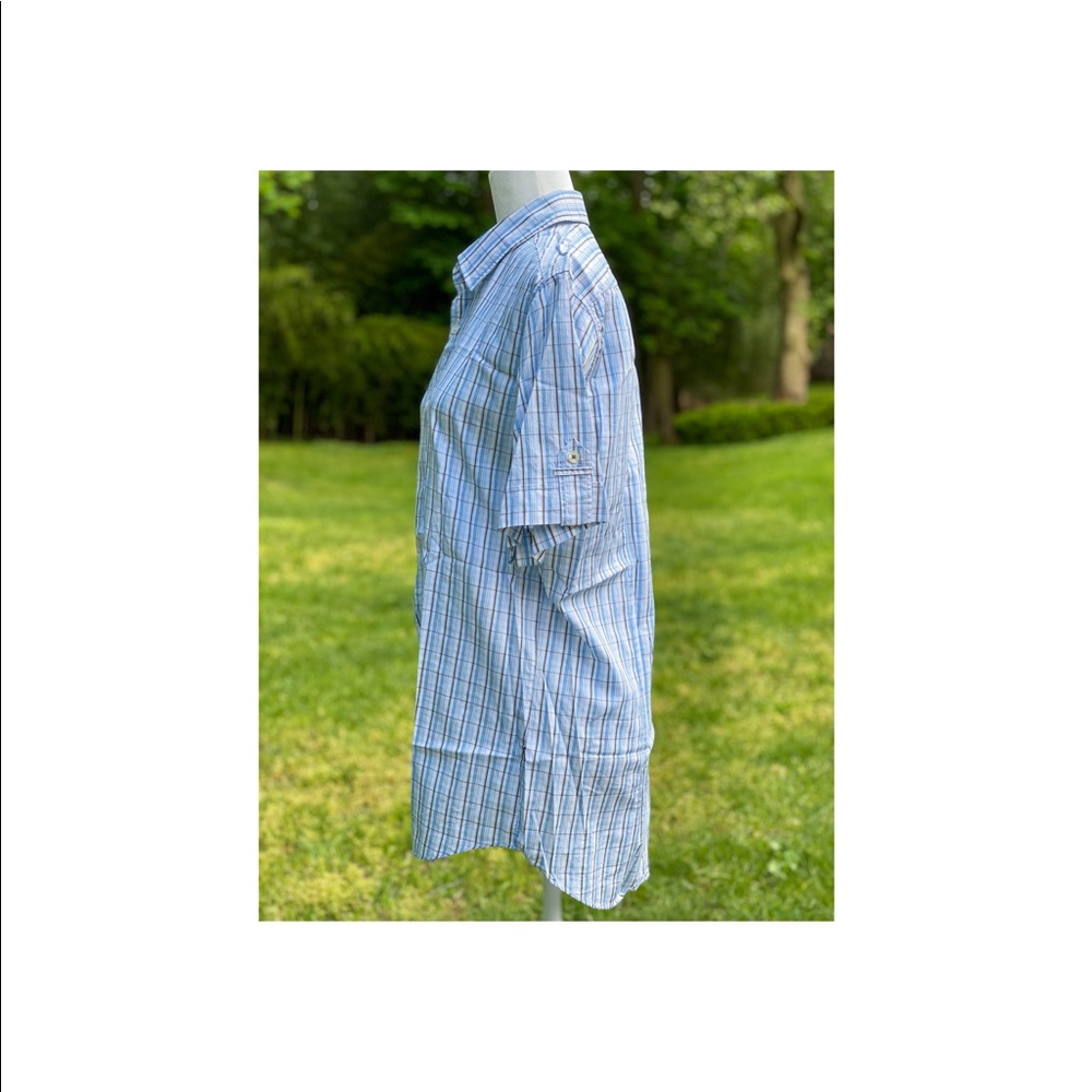 Short-Sleeve Hugo Boss Button-Down Shirt